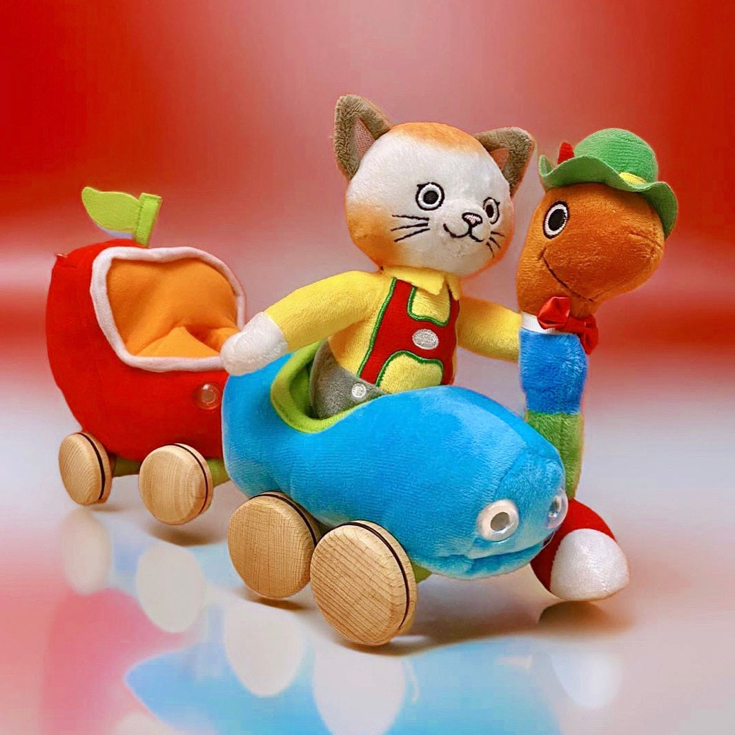 HUCKLE CAT SOFT PLUSH TOY WITH BLUE CAR