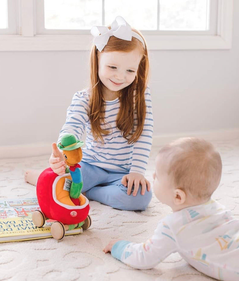 LOWLY WORM SOFT PLUSH TOY WITH APPLECAR