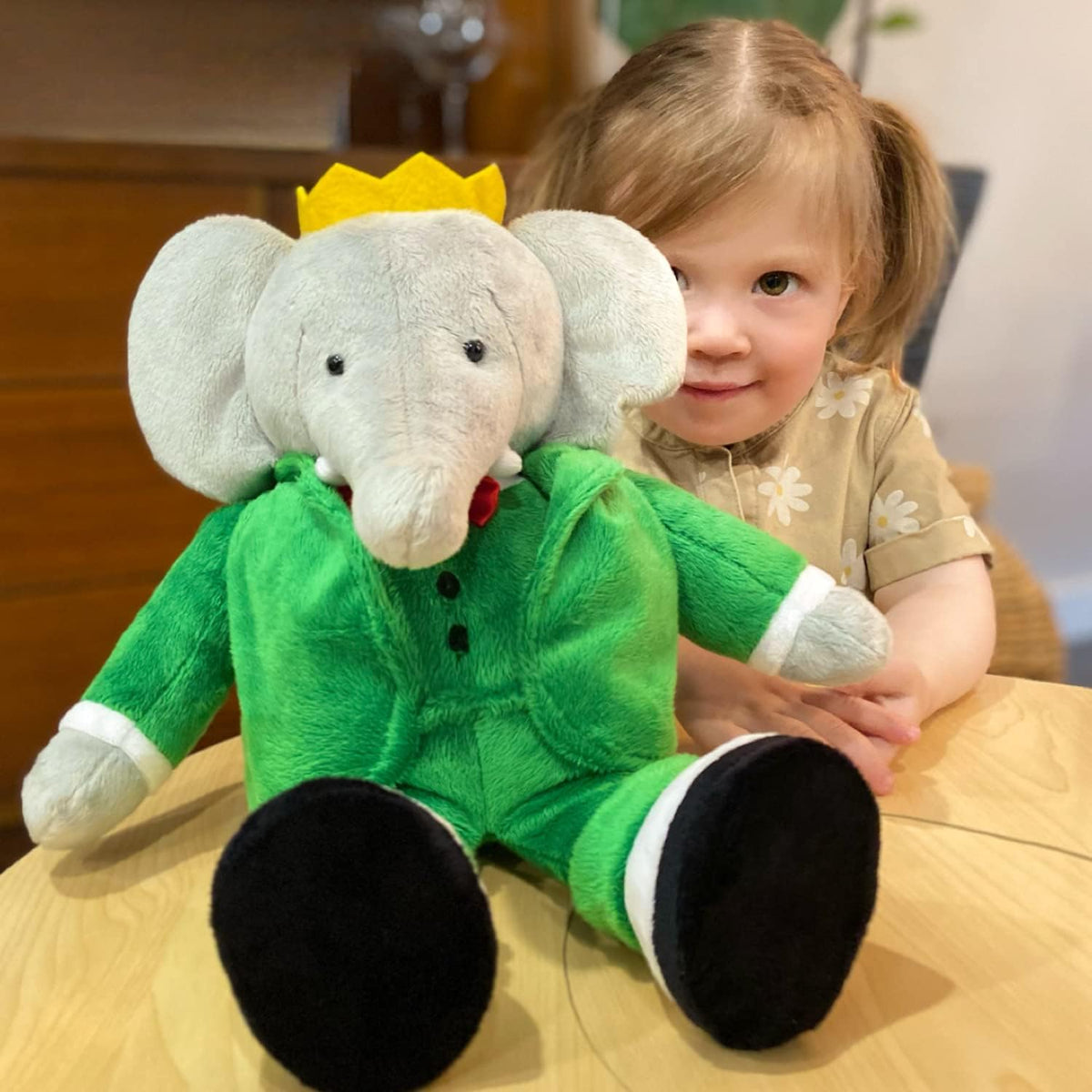 CLASSIC SEATED BABAR 9.5" SOFT PLUSH TOY