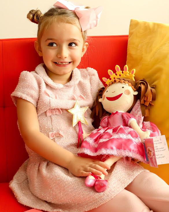 PINKALICIOUS 15" SOFT PLUSH DOLL
